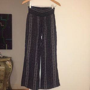 CAbi Palazzo Pants black/white boho print. Size S.